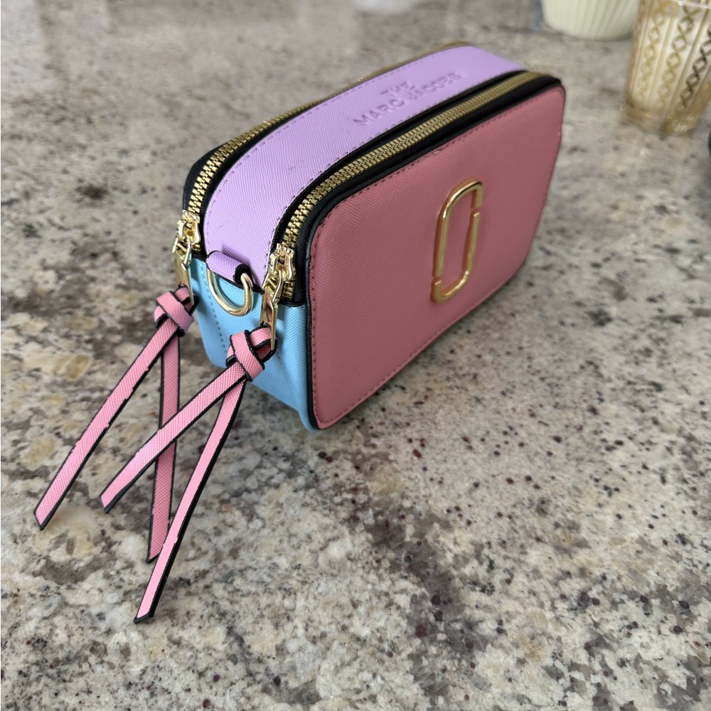 Marc Jacobs Camera Bag - Picture 2 of 4